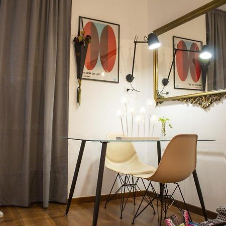 L' Altobasso Apt - Atypical Neapolitan House ภายนอก รูปภาพ