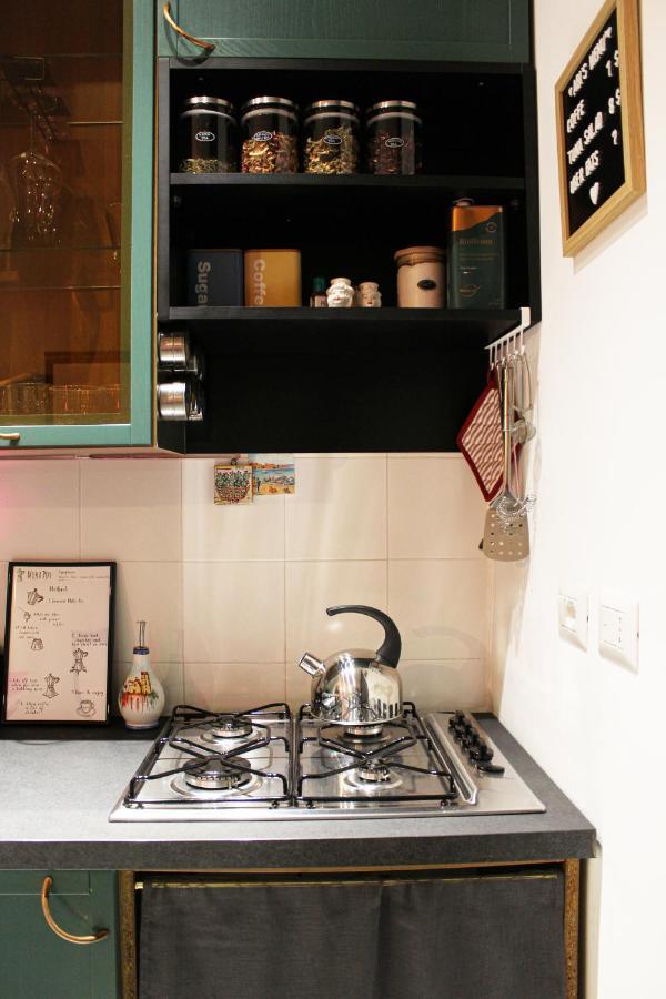 L' Altobasso Apt - Atypical Neapolitan House ภายนอก รูปภาพ
