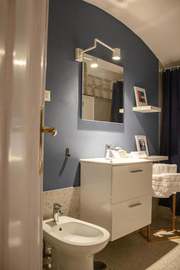 L' Altobasso Apt - Atypical Neapolitan House ภายนอก รูปภาพ